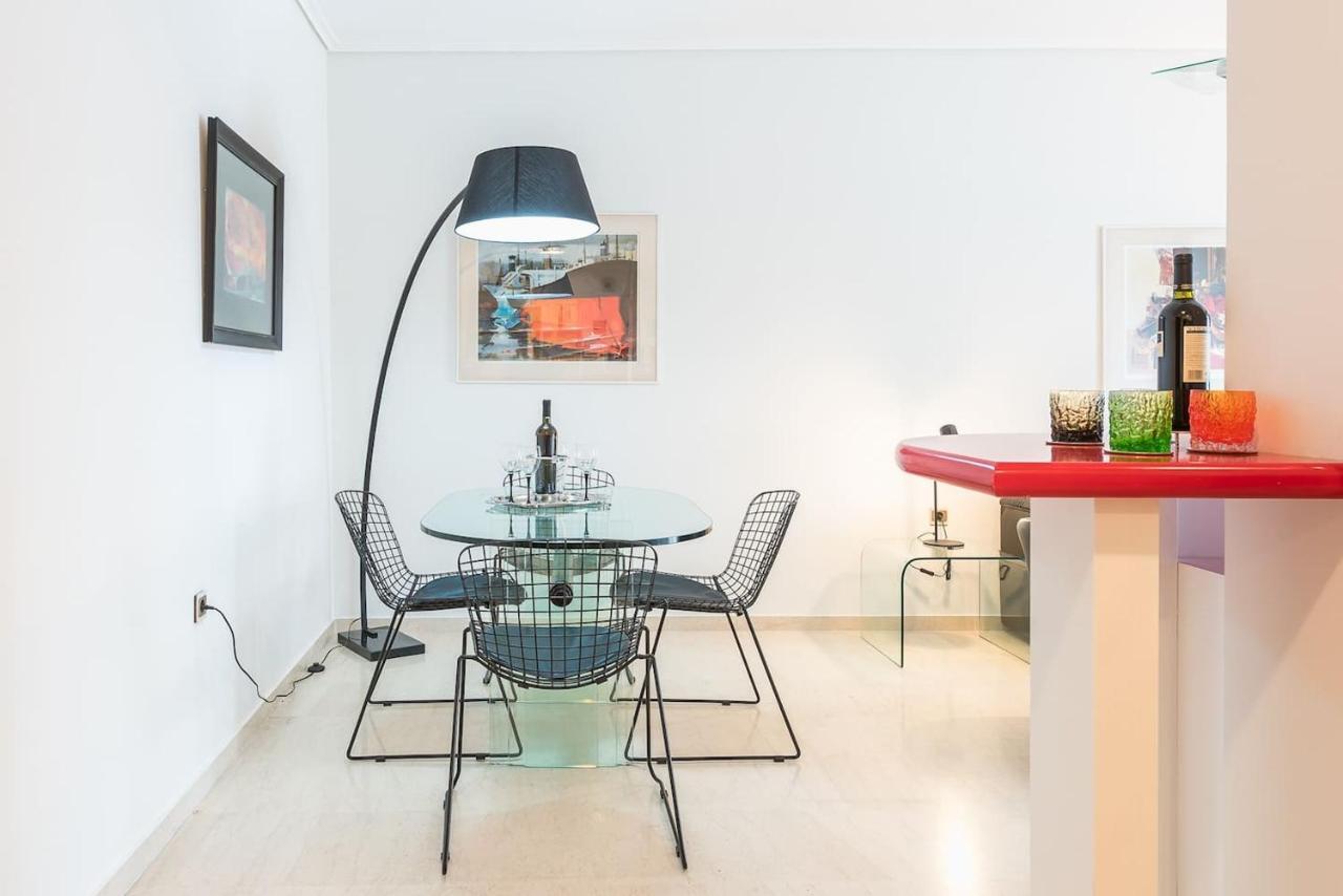 Seaside Central Apartment Atene Esterno foto